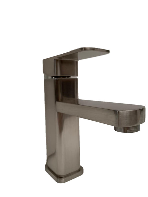 BATH FAUCET #22200 (SATIN NICKEL) 901A